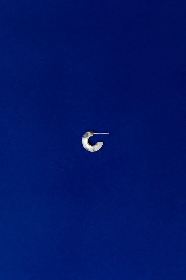 Argola Espadas Media Prata