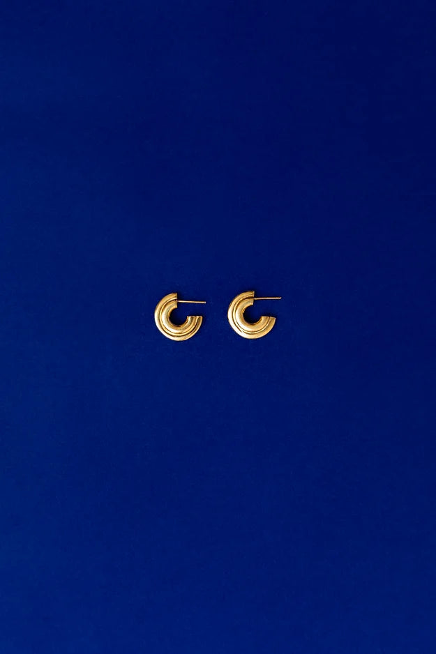 Argola Paus Grande Dourado